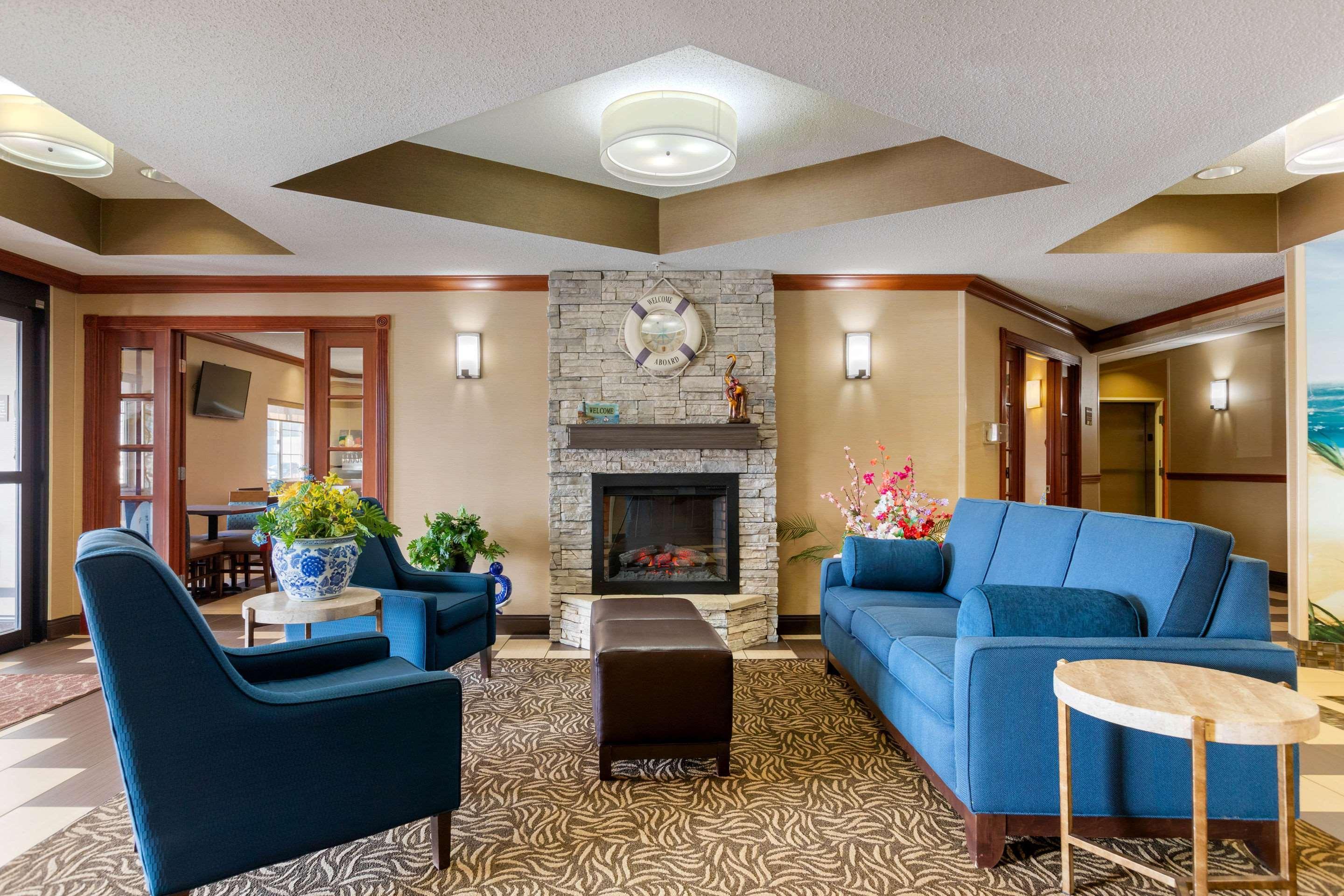 Comfort Suites Stevensville - St Joseph Exterior foto